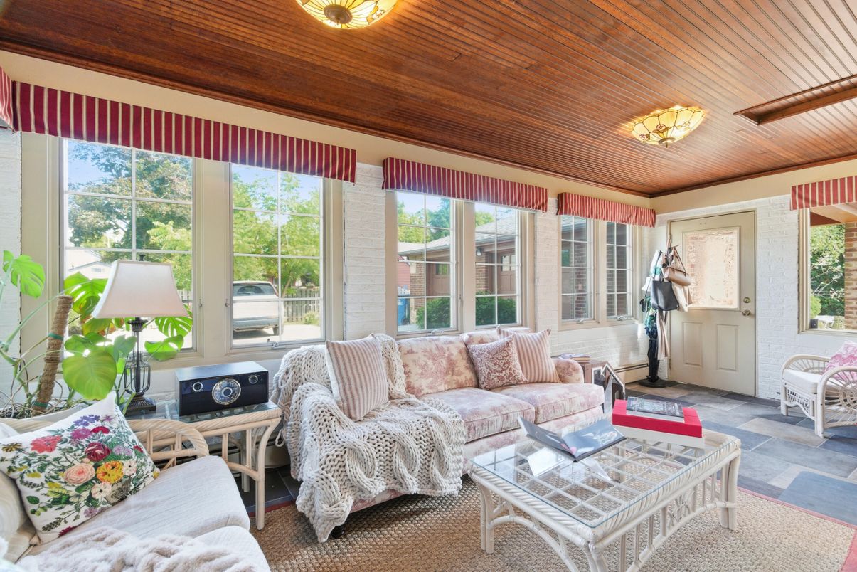 Interior, Living room, Sun Room, Wooden Ceilings