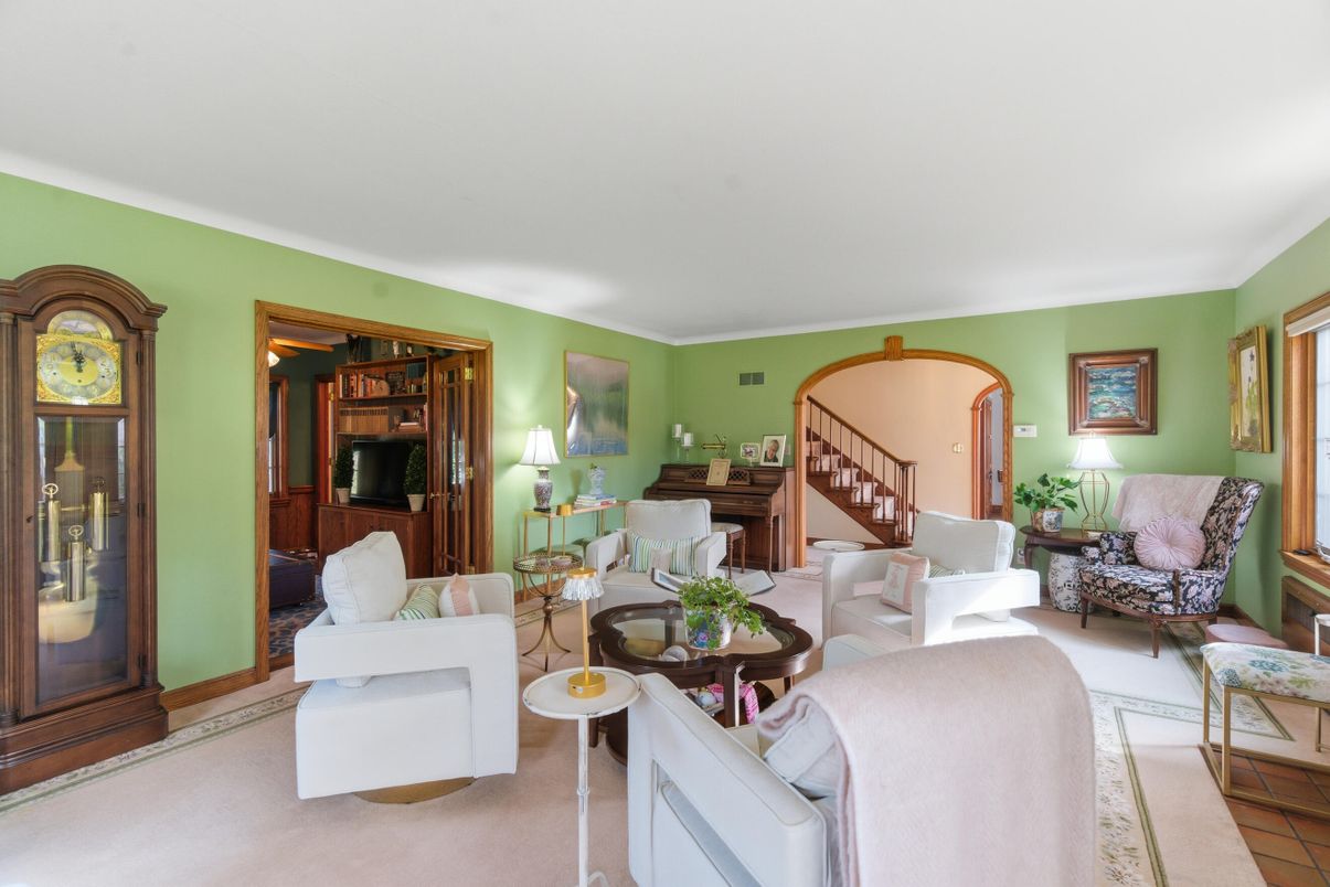 Interior, Living room, Piano