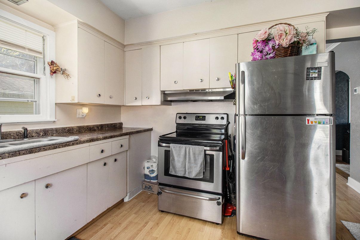 Interior, Kitchen, Stainless Steel Appliances, Wood Texture Flooring