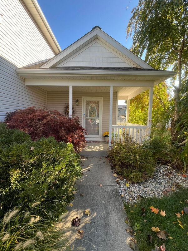 Exterior, Facade, American Craftsman