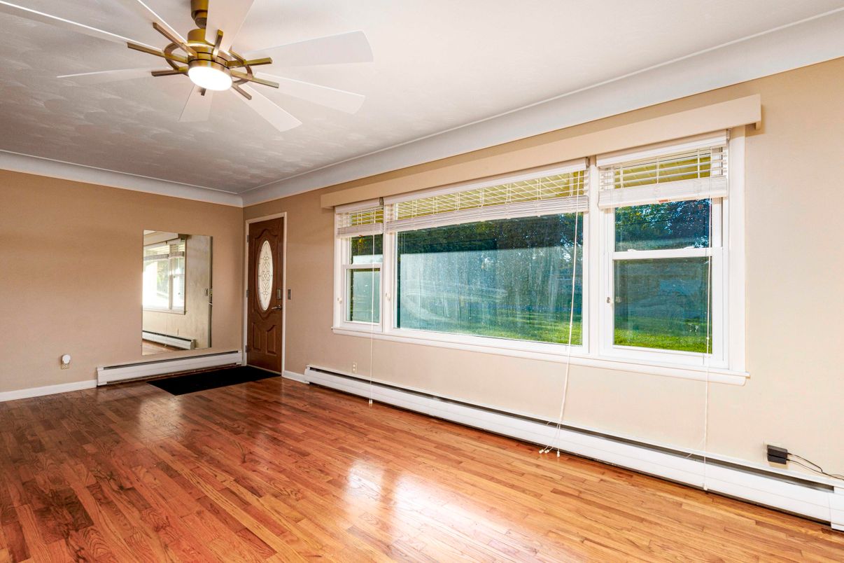 Empty room, Interior, Wood Texture Flooring