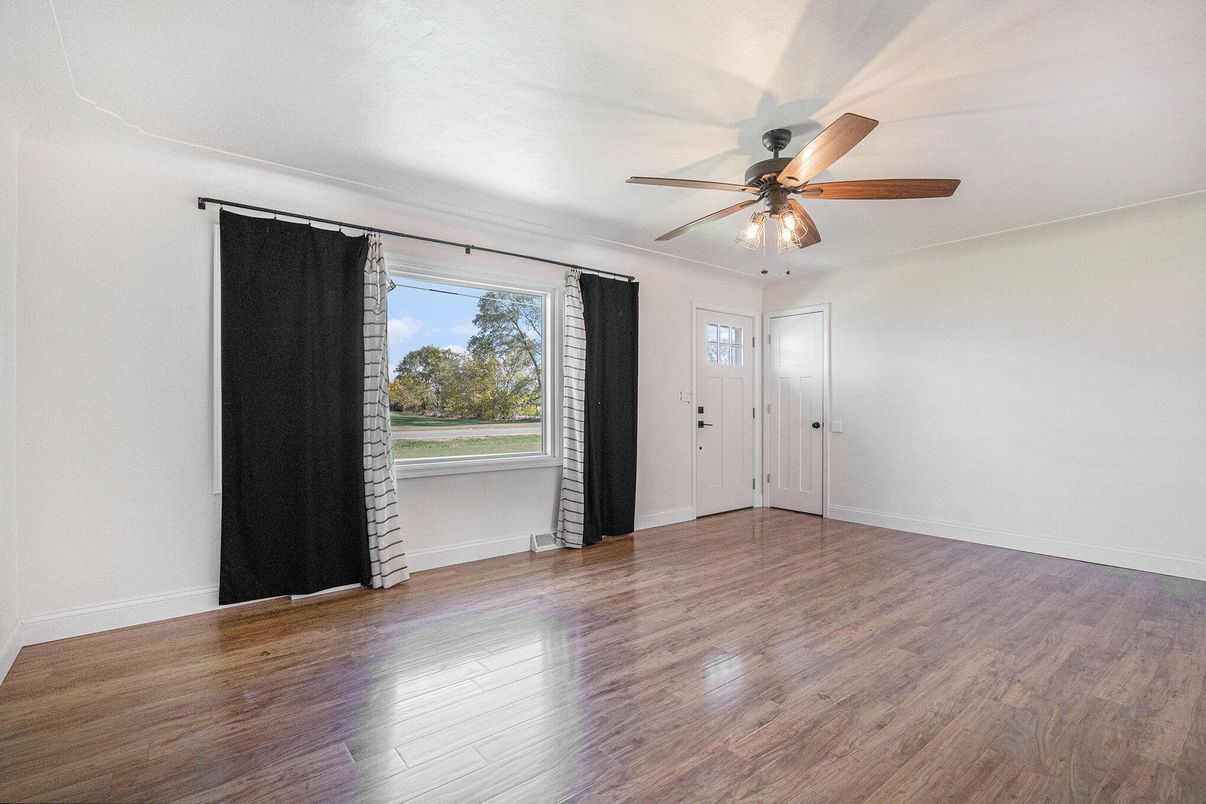 Empty room, Interior, Wood Texture Flooring