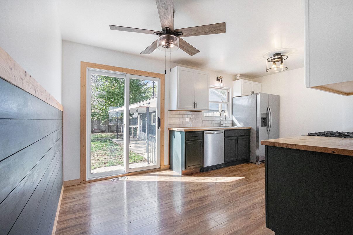 Interior, Kitchen, Stainless Steel Appliances, Wood Texture Flooring