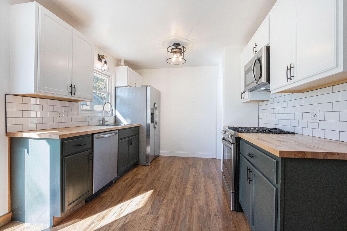 Interior, Kitchen, Wood Texture Flooring