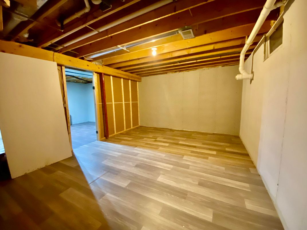 Empty room, Interior, Wooden Beams, Wood Texture Flooring