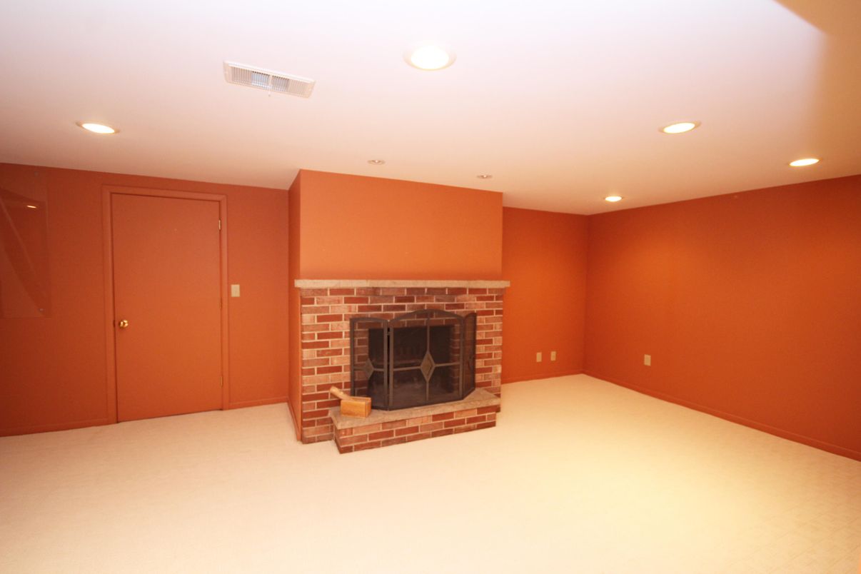 Empty room, Fireplace, Interior, Recessed Lighting