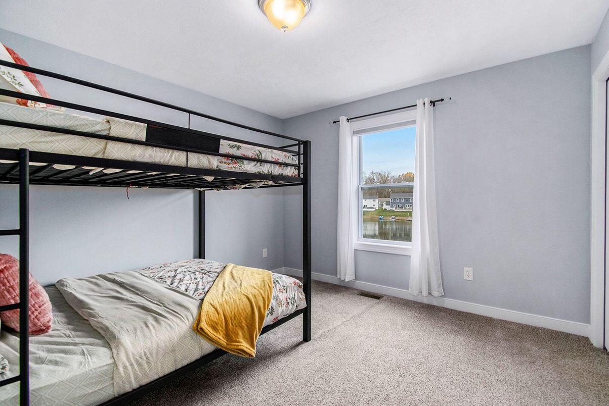 Bedroom, Interior, Water