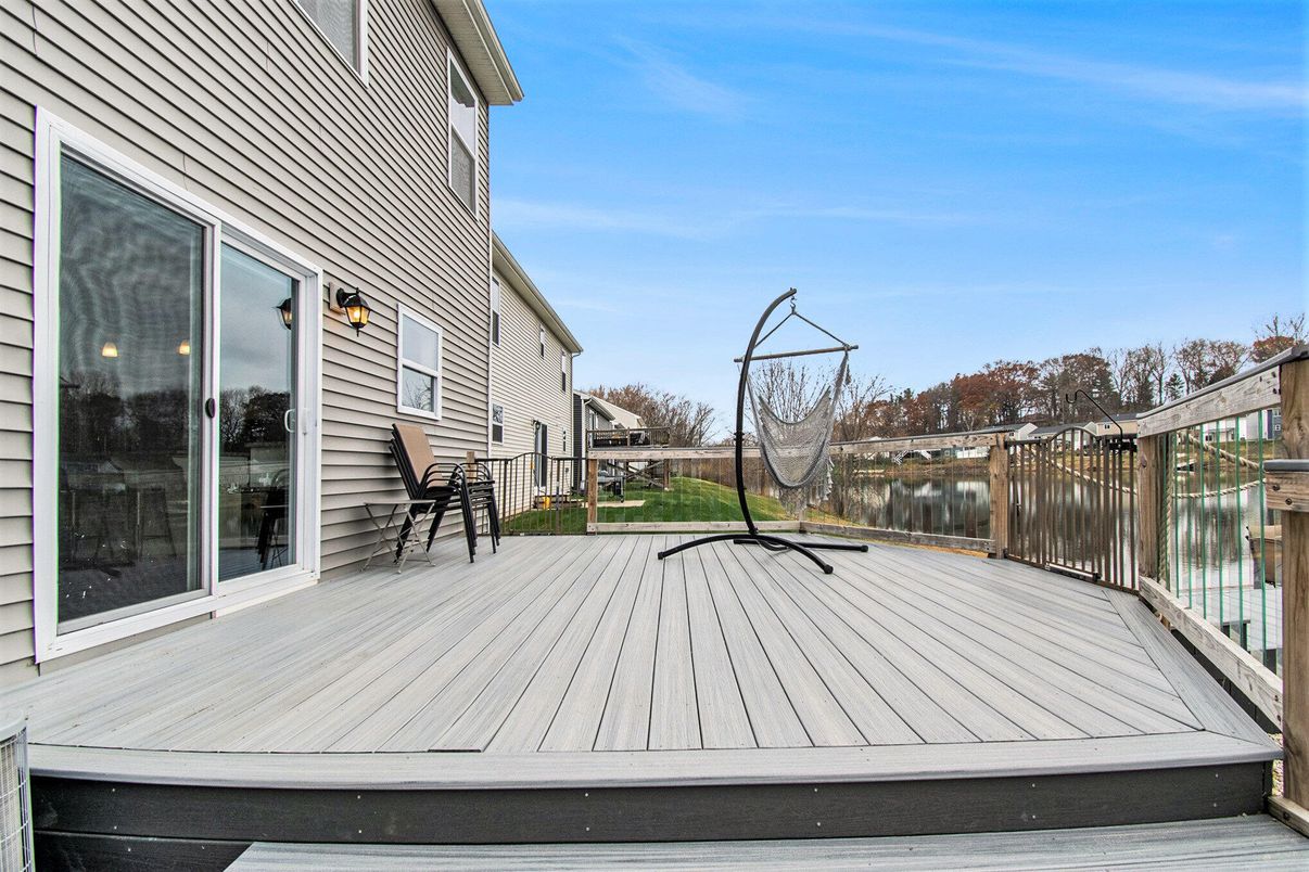 Exterior, Playground