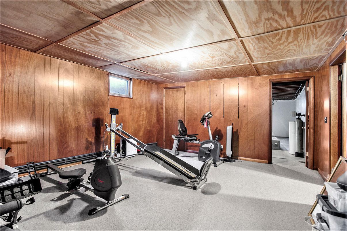 Fitness Equipment, Interior, Wooden Ceilings, Wooden Walls