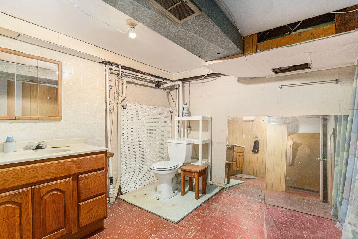 Bathroom, Glass Shower, Interior