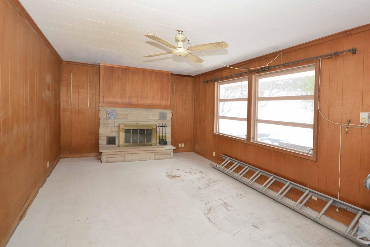 Empty room, Fireplace, Interior, Wooden Walls