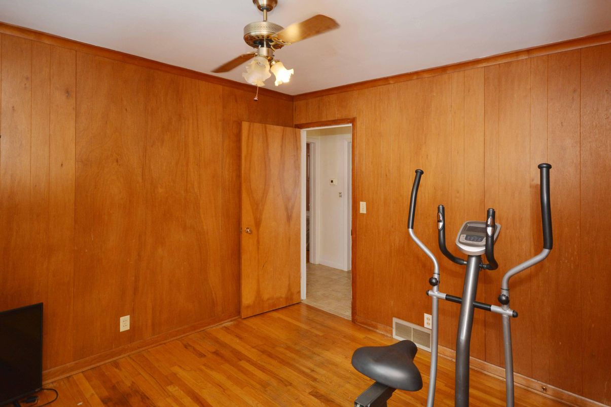 Fitness Equipment, Interior, Wood Texture Flooring, Wooden Walls