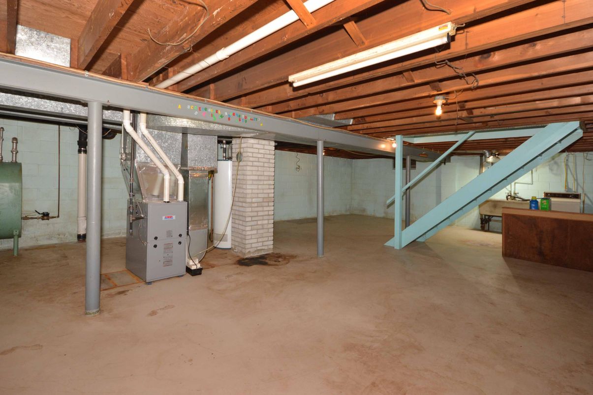 Interior, Wooden Beams