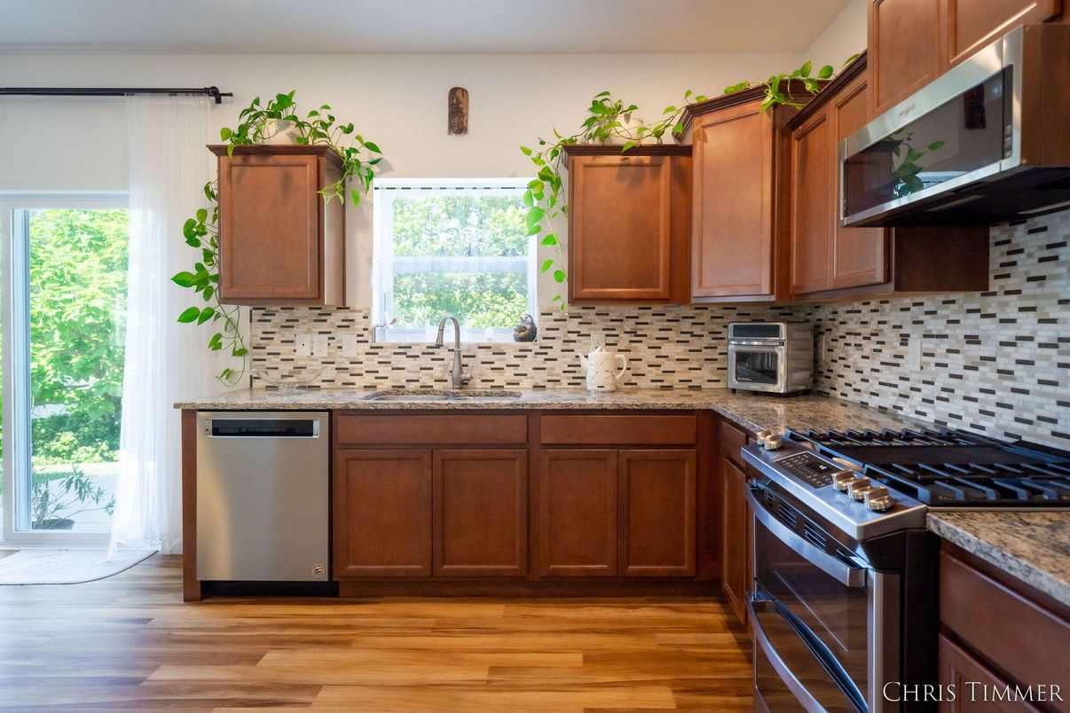 Interior, Kitchen, Stainless Steel Appliances, Wood Texture Flooring