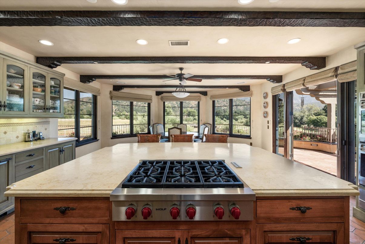 Dining room, Interior, Kitchen, Recessed Lighting
