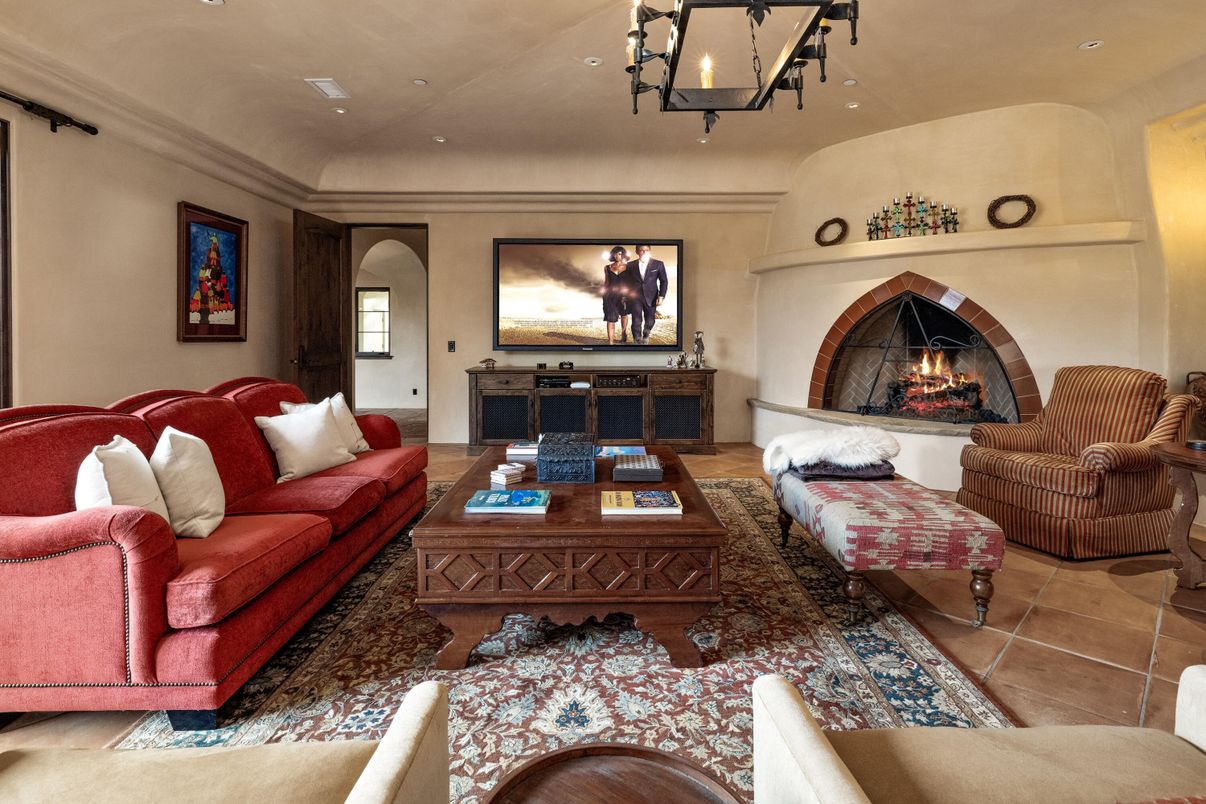 Chandelier, Fireplace, Interior, Living room, Recessed Lighting