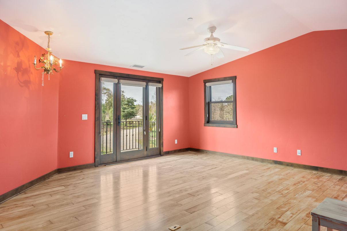 Chandelier, Empty room, Interior, Pendant Lights, Wood Texture Flooring