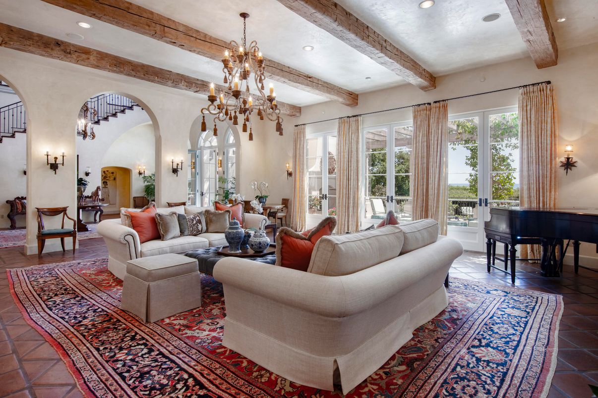 Chandelier, Interior, Living room, Piano, Recessed Lighting, Wooden Beams