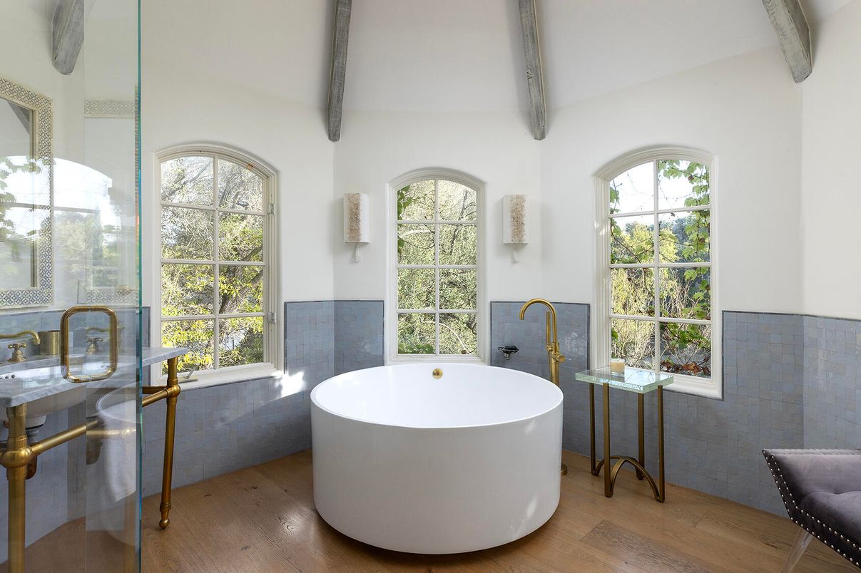 Bathroom, Free Standing Baths, Interior, Wooden Beams, Wood Texture Flooring