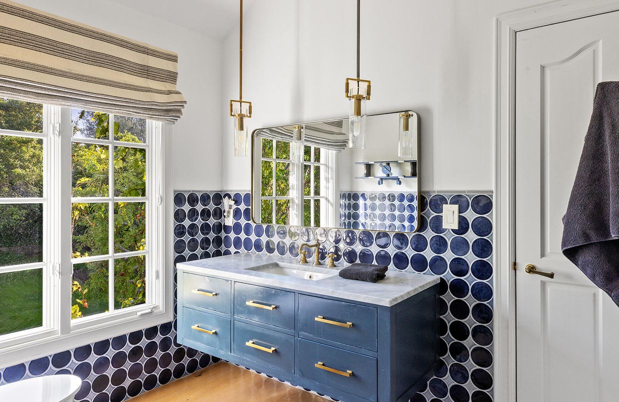 Bathroom, Interior, Wood Texture Flooring
