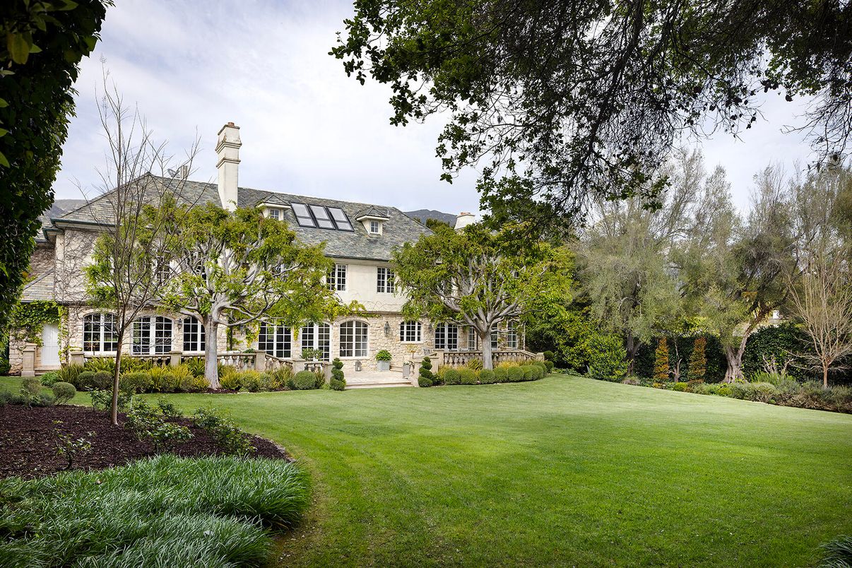 Backyard, Exterior, Facade, French Provincial