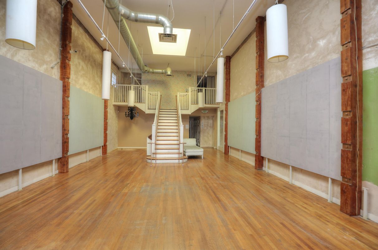 Interior, Pendant Lights, Wood Texture Flooring