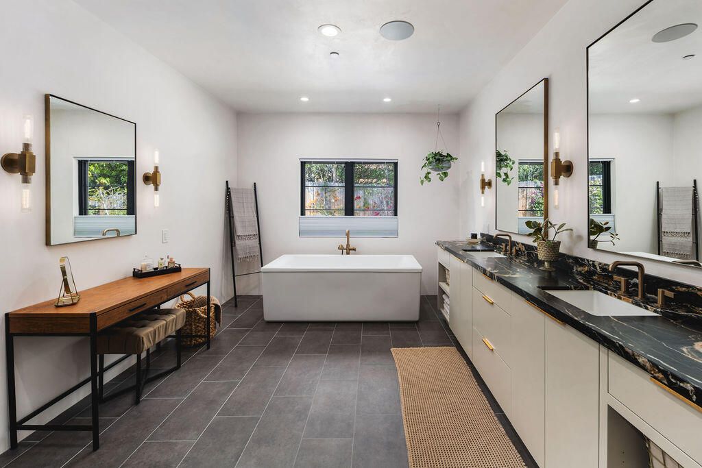 Bathroom, Dual Sink Vanities, Free Standing Baths, Interior, Recessed Lighting