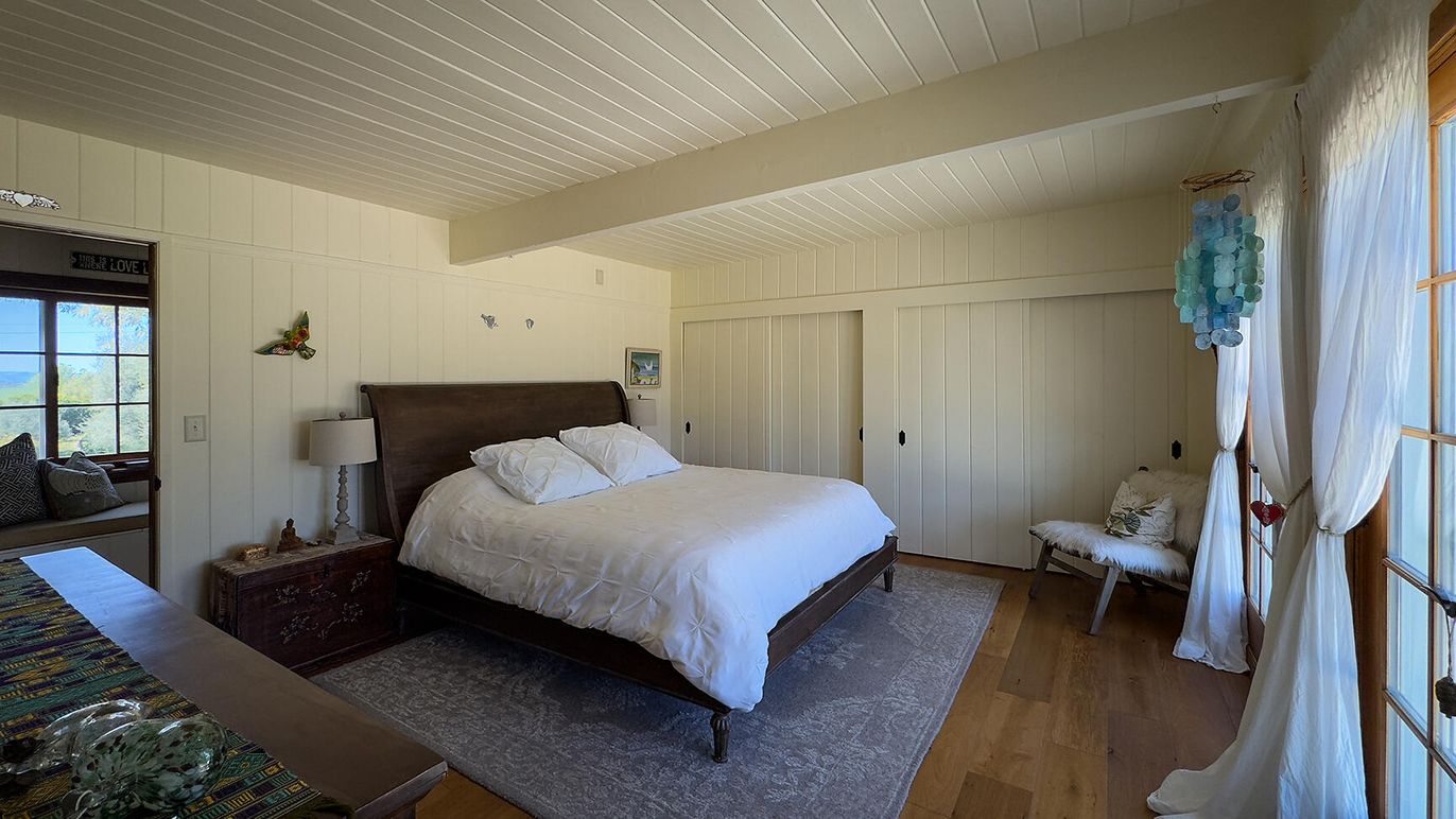 Bedroom, Interior, Water, Wood Texture Flooring