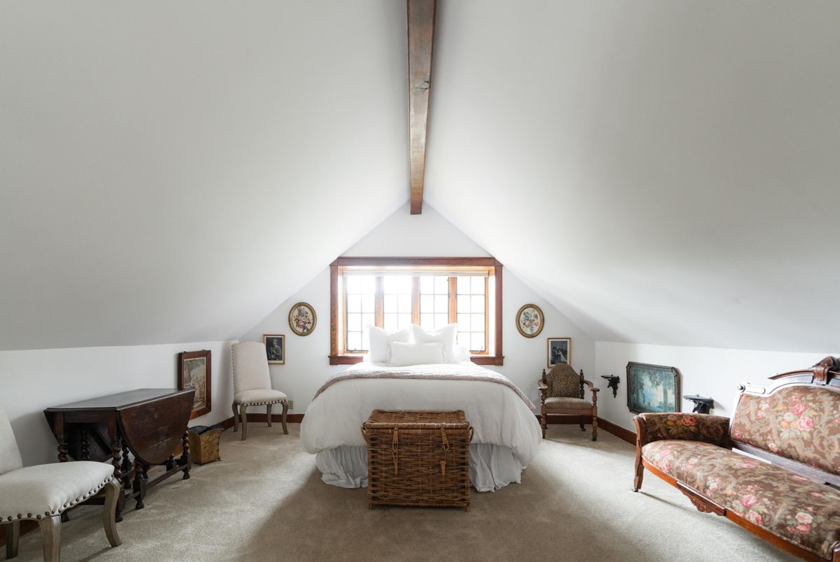 Bedroom, Interior, Wooden Beams