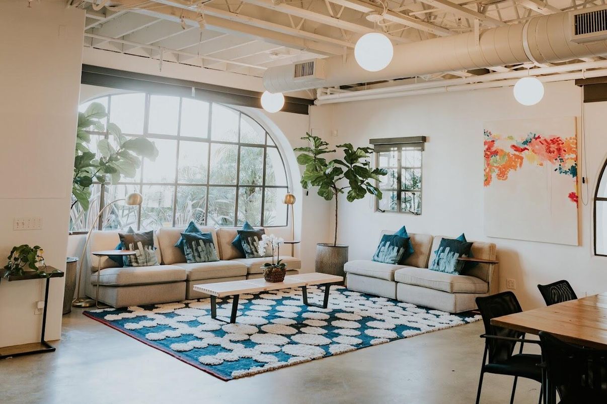 Dining room, Interior, Living room, Pendant Lights
