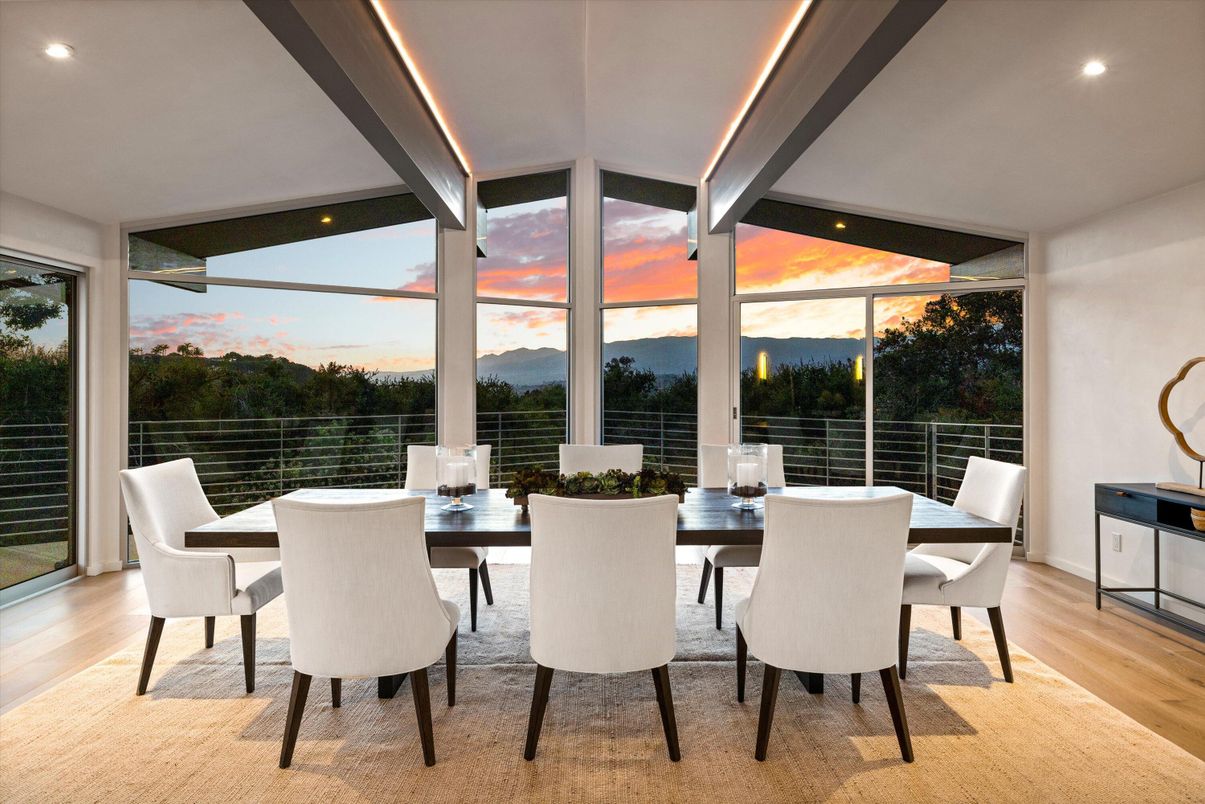 Dining room, Interior, Recessed Lighting, Wood Texture Flooring