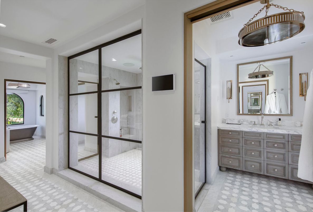 Bathroom, Free Standing Baths, Interior, Recessed Lighting