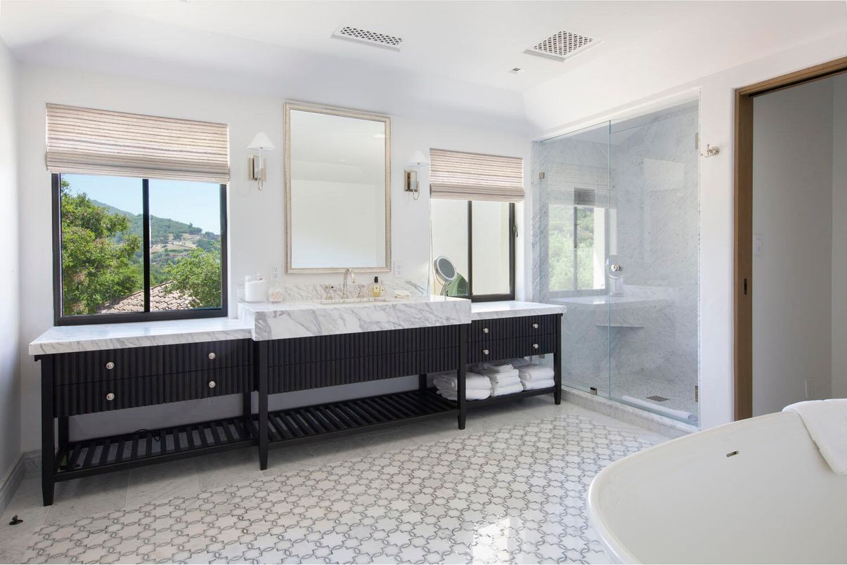 Bathroom, Dual Sink Vanities, Free Standing Baths, Glass Shower, Interior, Recessed Lighting