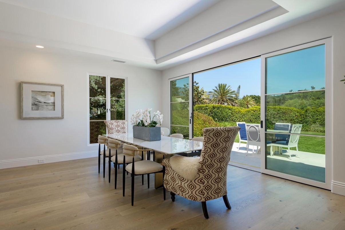 Dining room, Interior, Recessed Lighting, Wood Texture Flooring
