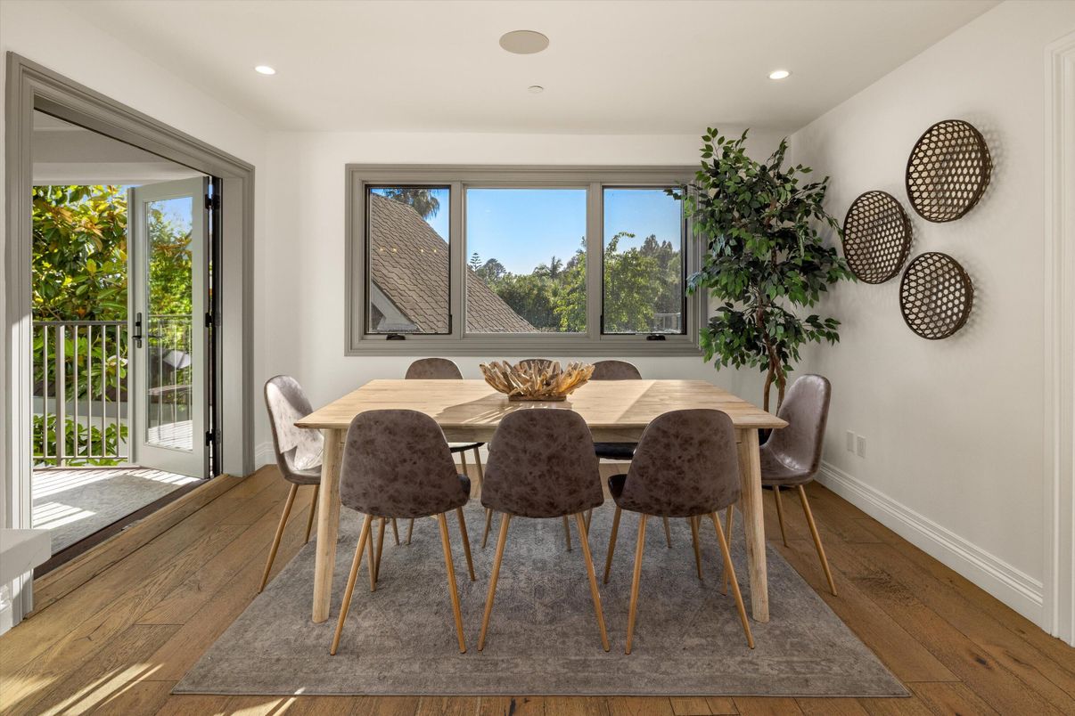 Dining room, Interior, Recessed Lighting, Wood Texture Flooring
