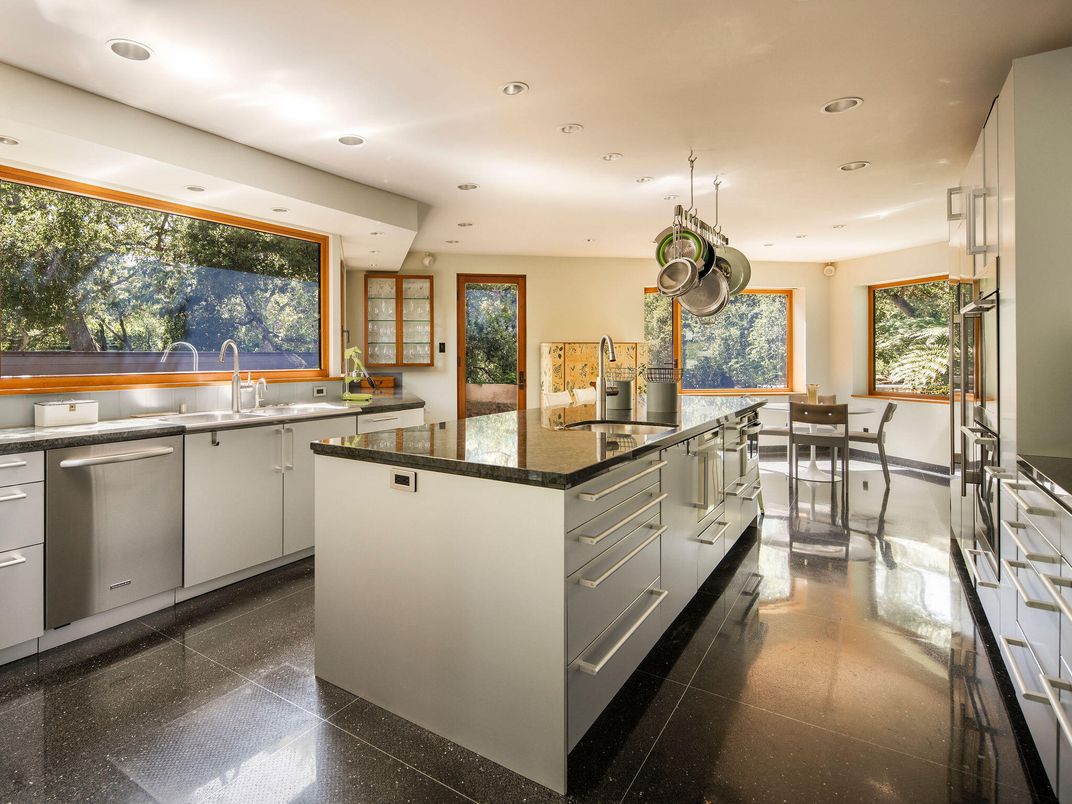 Dining room, Interior, Kitchen, Recessed Lighting, Stainless Steel Appliances