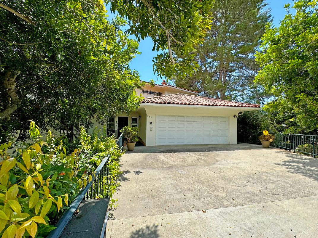 Detached Garage, Exterior