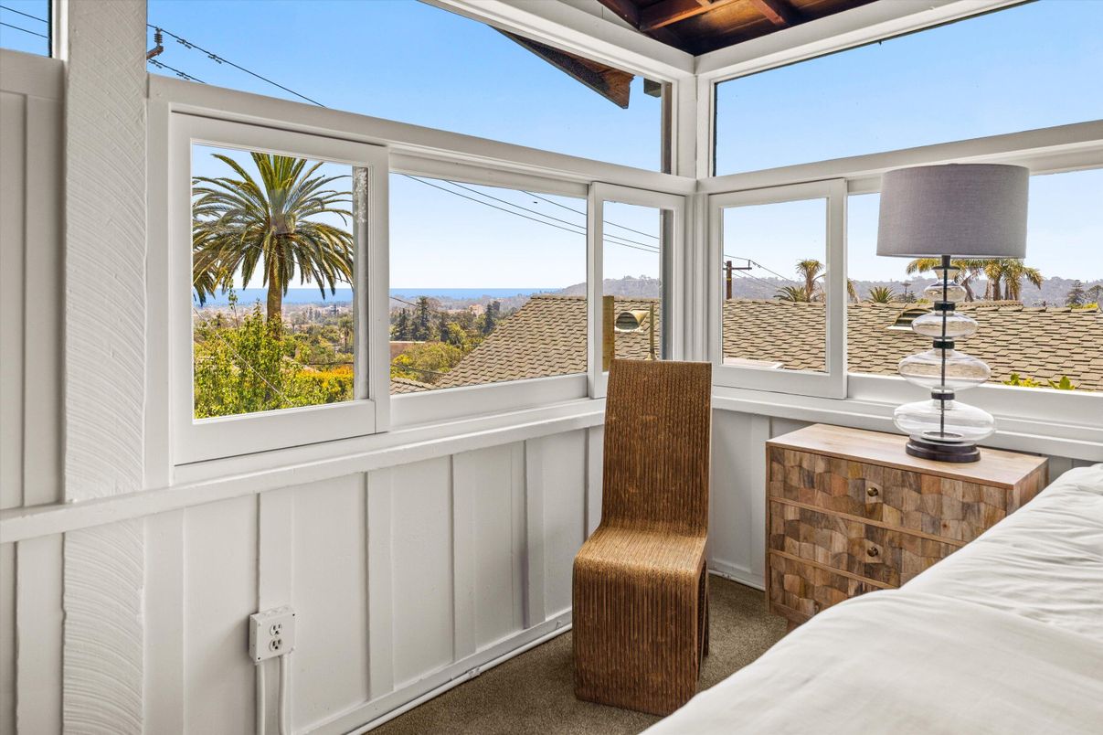 Bedroom, Interior, Water