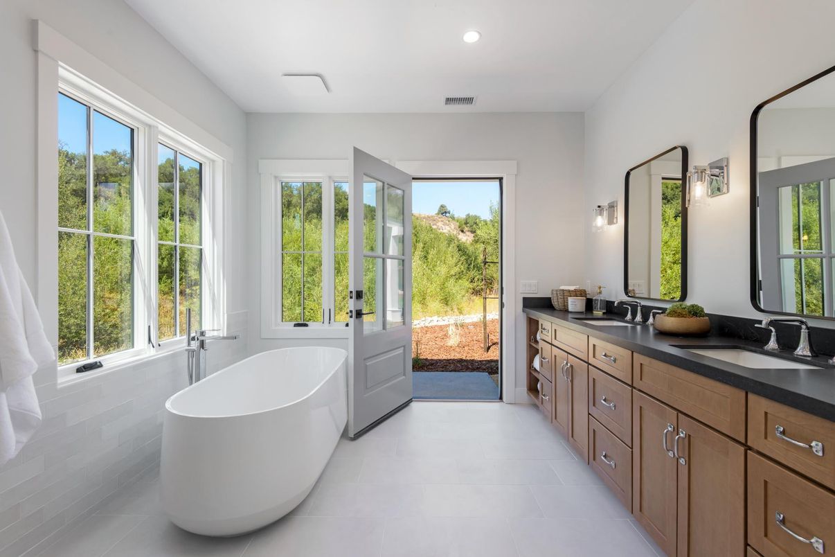 Bathroom, Dual Sink Vanities, Free Standing Baths, Interior, Recessed Lighting