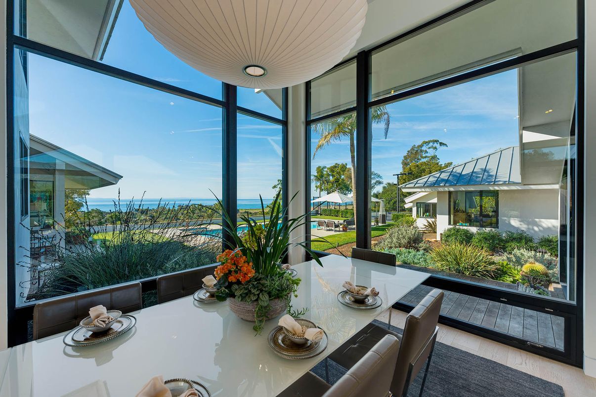 Dining room, Interior, Sun Room, Water