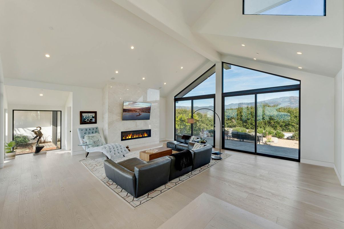 Fireplace, Interior, Living room, Recessed Lighting, Wood Texture Flooring