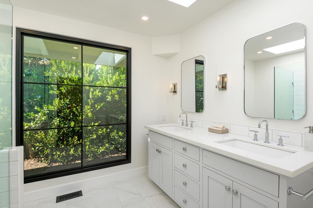Bathroom, Dual Sink Vanities, Interior, Marble, Recessed Lighting