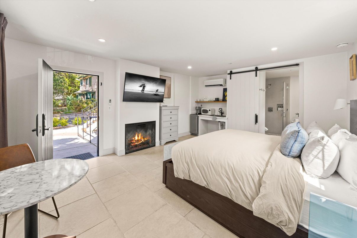 Bedroom, Fireplace, Interior, Recessed Lighting