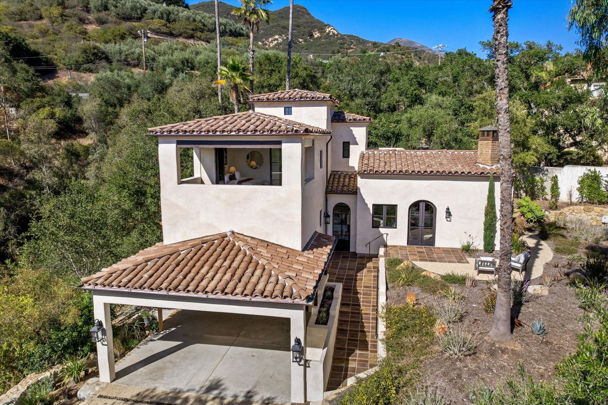 Exterior, Facade, Spanish Mediterranean