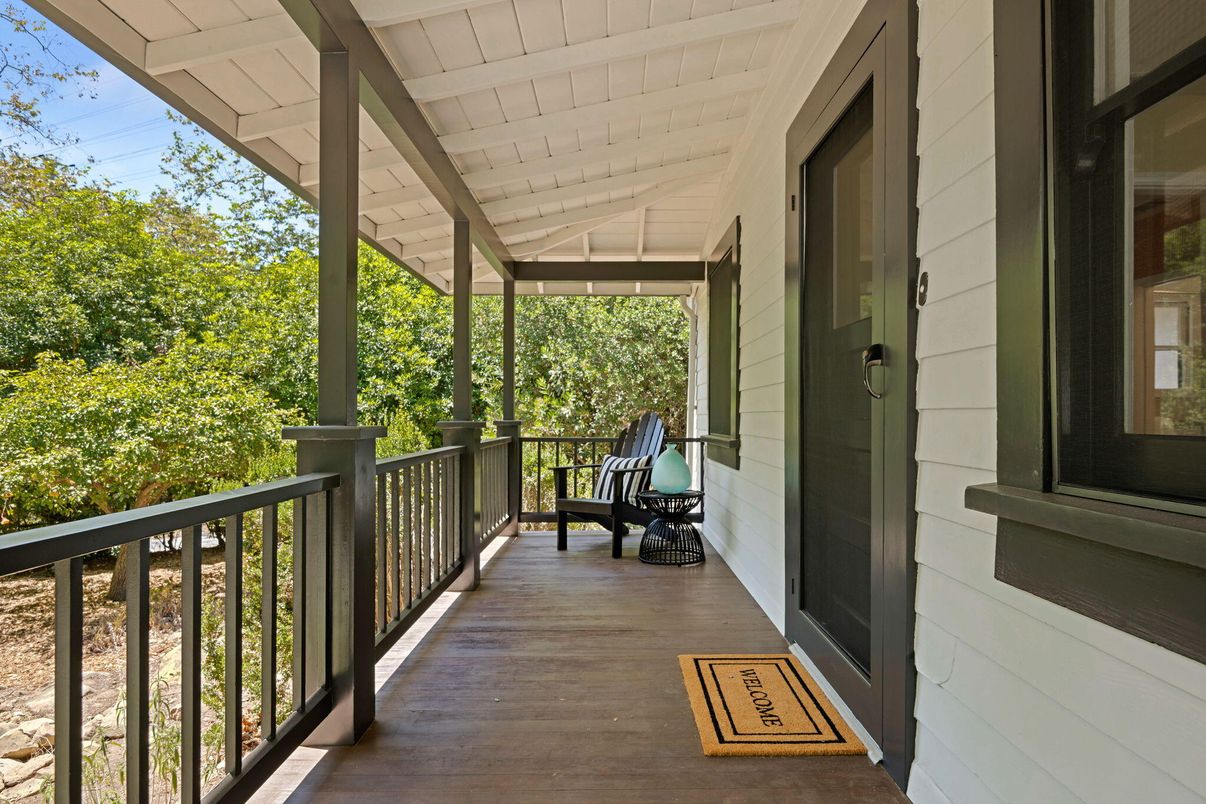 Exterior, Wood Texture Flooring