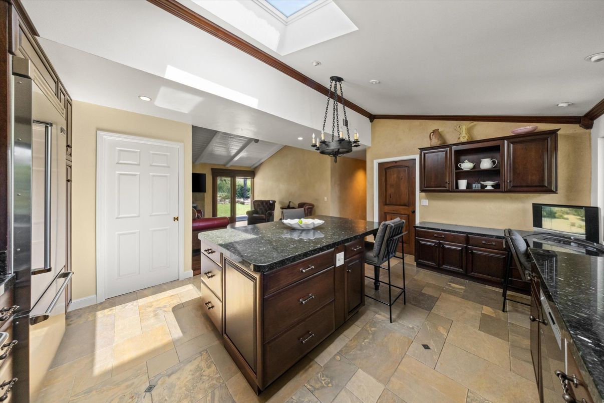 Interior, Kitchen, Pendant Lights, Recessed Lighting