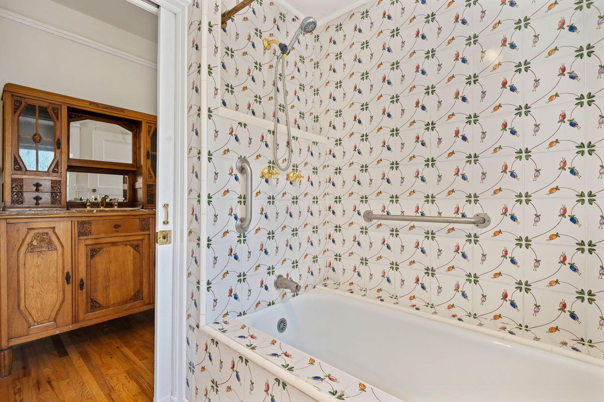 Bathroom, Interior, Wood Texture Flooring
