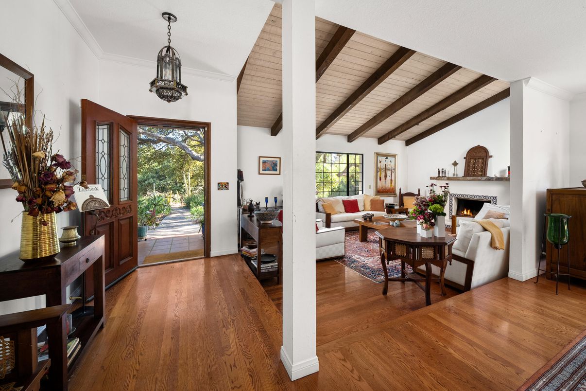 Dining room, Fireplace, Interior, Living room, Pendant Lights, Wooden Beams, Wooden Ceilings, Wood Texture Flooring