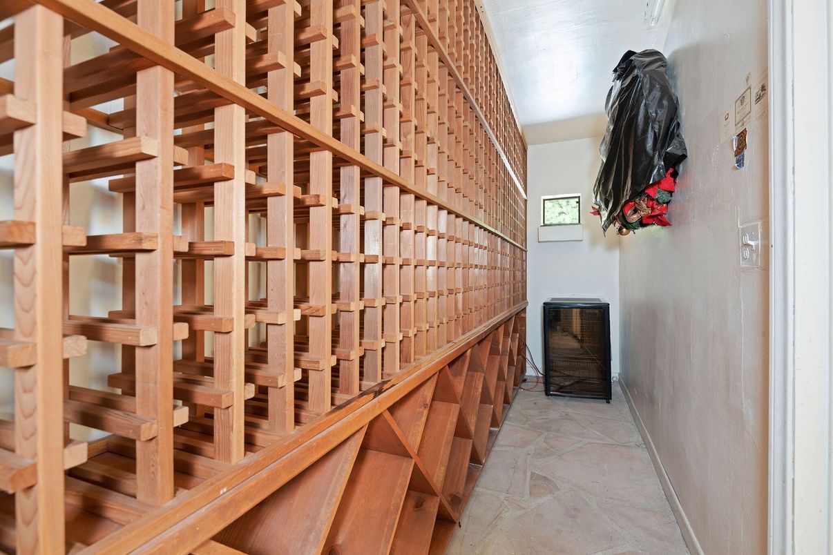 Interior, Wine Storage