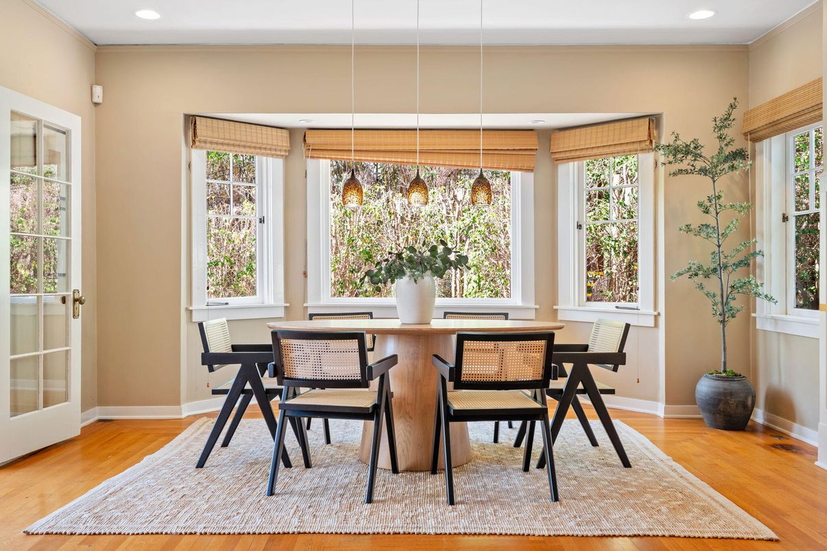 Dining room, Interior, Pendant Lights, Recessed Lighting, Wood Texture Flooring